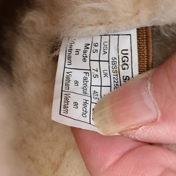 UGG Malvella Chestnut Suede Boots size 9.5 NWOT! - Picture 10 of 12